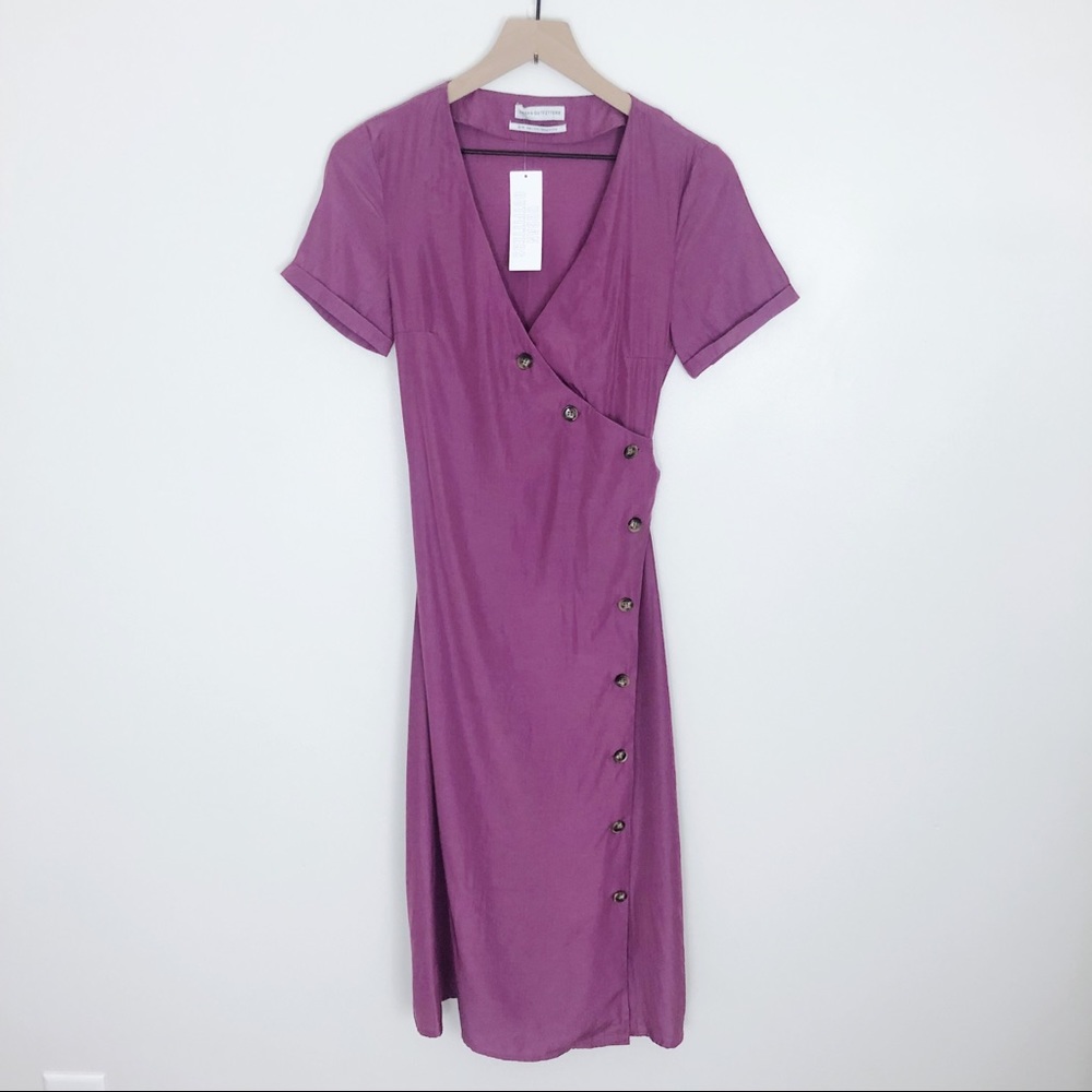 SOLD NWT Urban Outfitters Orchid Button Down Dress - Picture 2 of 7